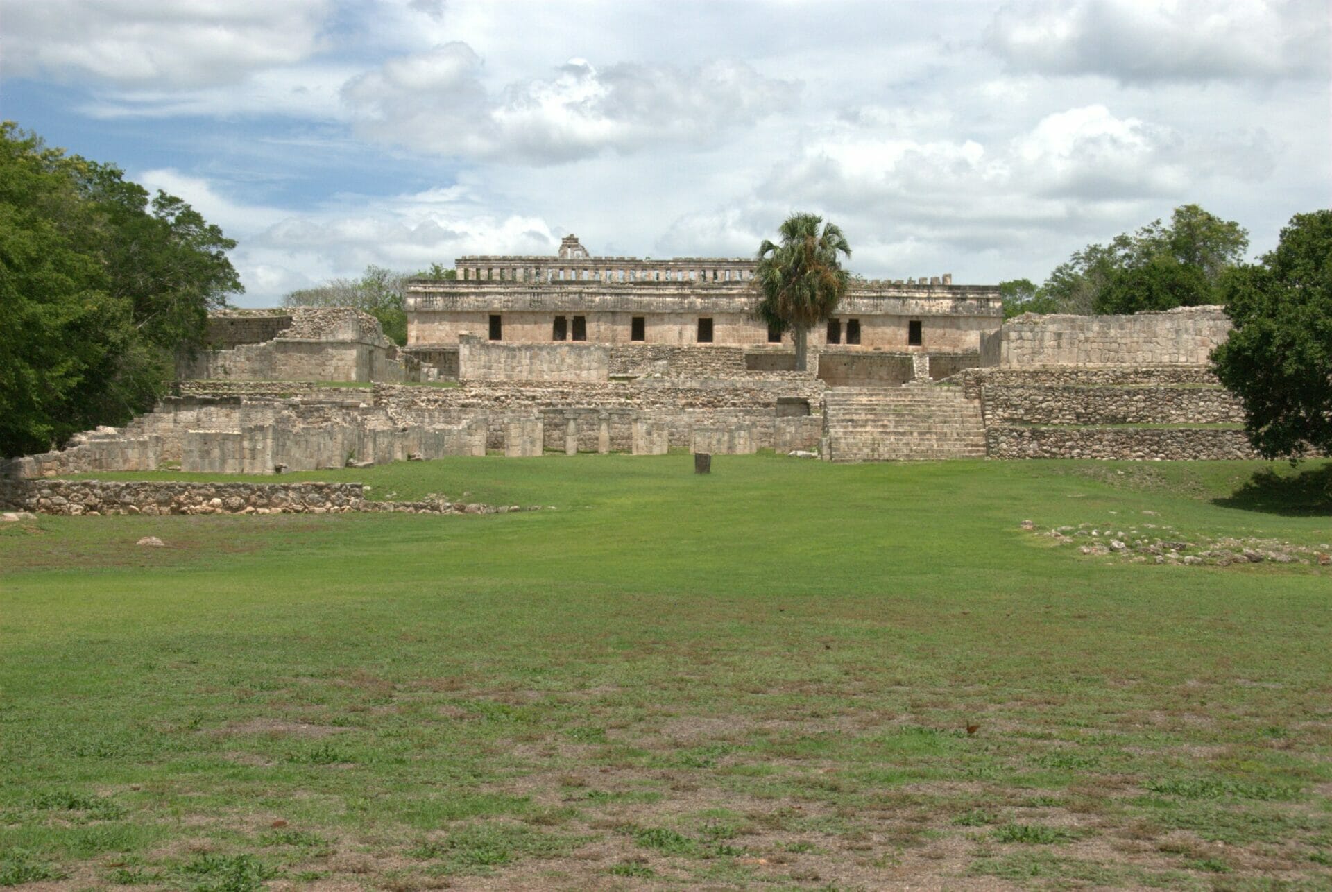 偉大なる手 マヤの遺跡カバァ メキシコ プライベート観光サポート Mexico Central Tours