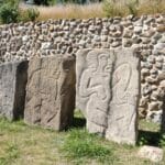 メキシコのオアハカの遺跡モンテアルバンのレリーフ