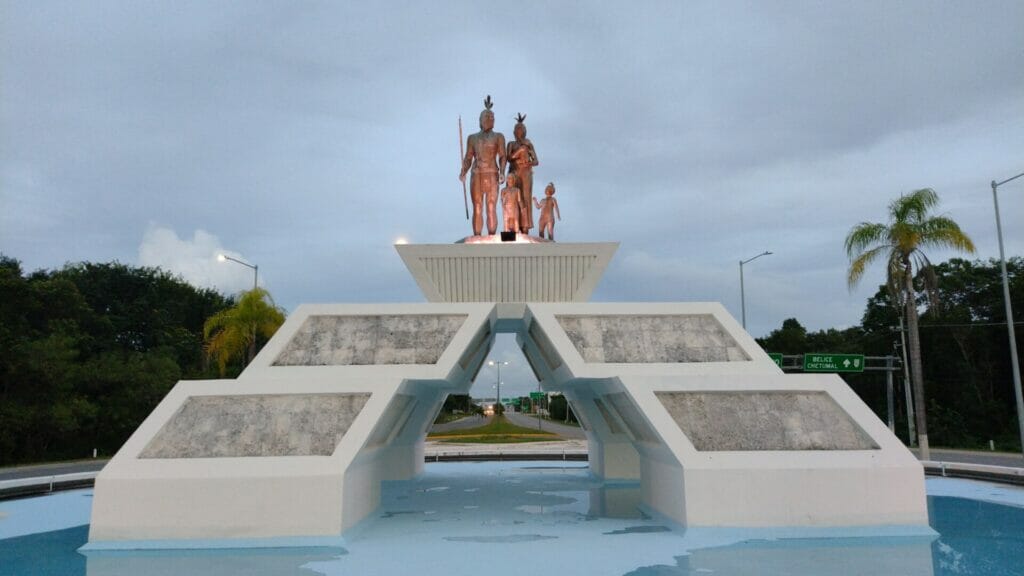Gonzalo chetumal | メキシコのプライベートツアー | MCT メキシコ,観光,ツアー,ガイド,マヤ