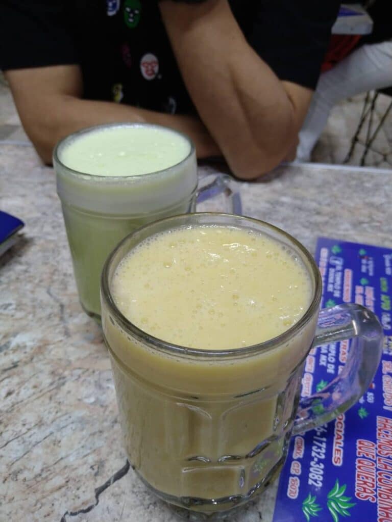 メキシコの伝統酒プルケ