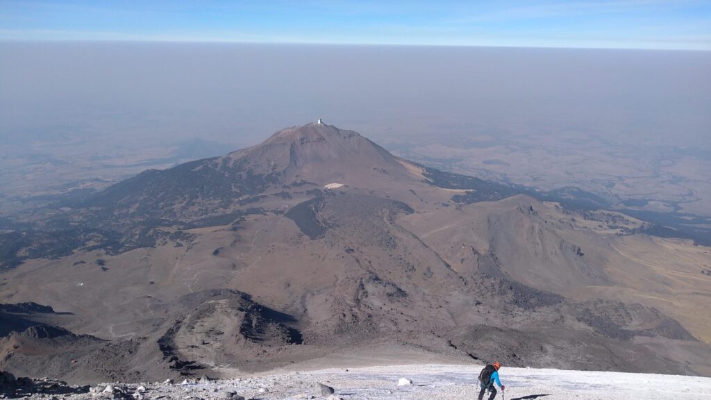 メキシコ最高峰オリサバ山