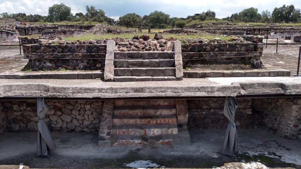 メキシコのテオティワカン遺跡